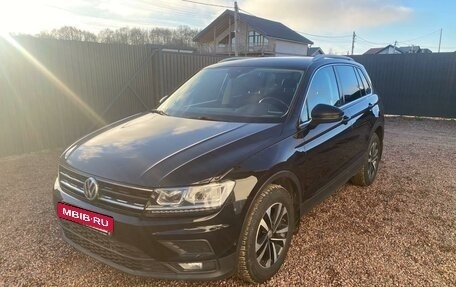 Volkswagen Tiguan II, 2019 год, 2 339 000 рублей, 3 фотография