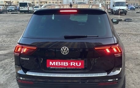 Volkswagen Tiguan II, 2019 год, 2 339 000 рублей, 5 фотография