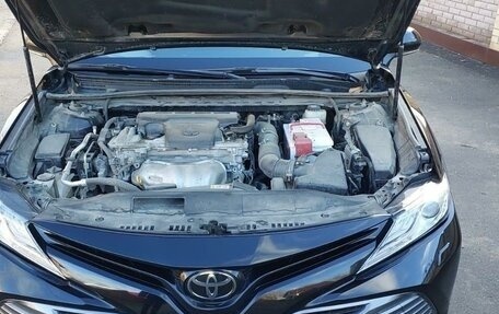 Toyota Camry, 2019 год, 3 250 000 рублей, 13 фотография