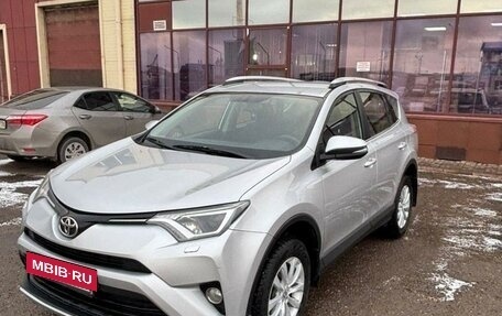 Toyota RAV4, 2016 год, 2 650 000 рублей, 7 фотография