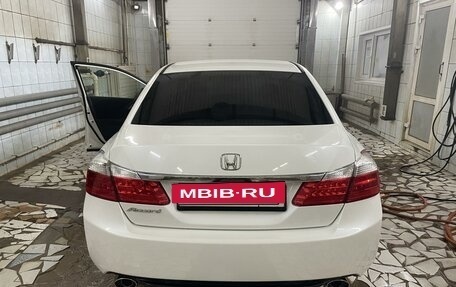 Honda Accord IX рестайлинг, 2013 год, 1 800 000 рублей, 7 фотография