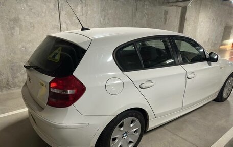 BMW 1 серия, 2010 год, 1 300 000 рублей, 6 фотография