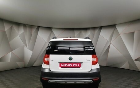 Skoda Yeti I рестайлинг, 2013 год, 1 038 000 рублей, 8 фотография