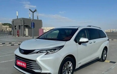 Toyota Sienna, 2021 год, 5 540 000 рублей, 1 фотография