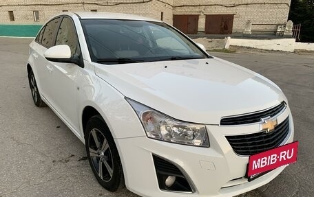 Chevrolet Cruze II, 2013 год, 875 000 рублей, 10 фотография