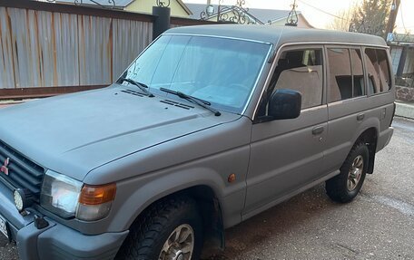 Mitsubishi Pajero III рестайлинг, 1996 год, 670 000 рублей, 3 фотография