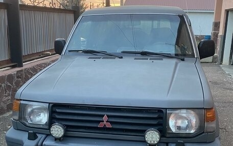 Mitsubishi Pajero III рестайлинг, 1996 год, 670 000 рублей, 2 фотография