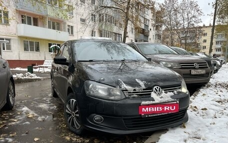 Volkswagen Polo VI (EU Market), 2014 год, 750 000 рублей, 2 фотография