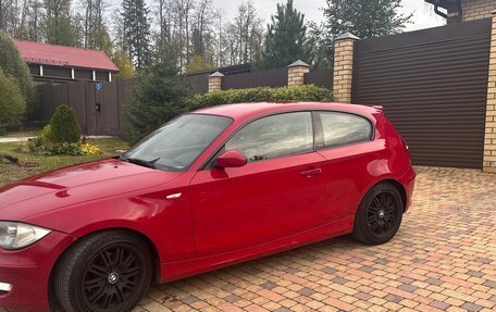 BMW 1 серия, 2007 год, 799 000 рублей, 6 фотография