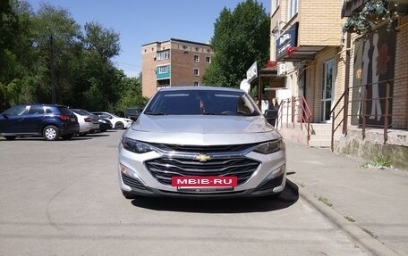 Chevrolet Malibu IX, 2019 год, 1 545 000 рублей, 4 фотография