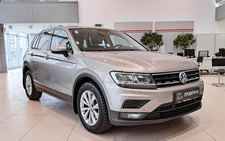 Volkswagen Tiguan II, 2017 год, 2 468 000 рублей, 3 фотография