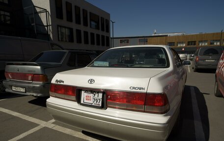 Toyota Crown, 2000 год, 950 000 рублей, 3 фотография