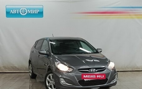 Hyundai Solaris II рестайлинг, 2012 год, 665 000 рублей, 3 фотография