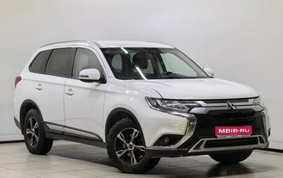 Mitsubishi Outlander III рестайлинг 3, 2019 год, 2 058 000 рублей, 1 фотография