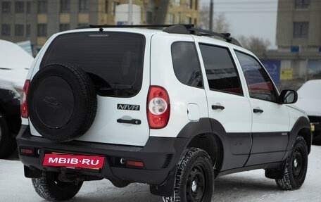 Chevrolet Niva I рестайлинг, 2015 год, 679 500 рублей, 5 фотография