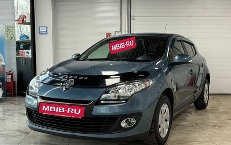 Renault Megane III, 2014 год, 999 000 рублей, 2 фотография