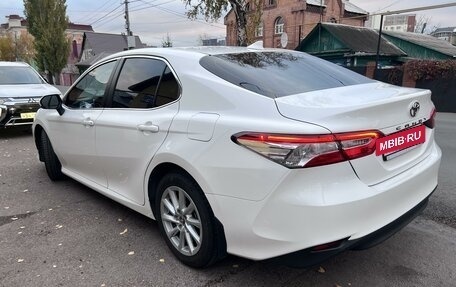 Toyota Camry, 2020 год, 2 750 000 рублей, 2 фотография