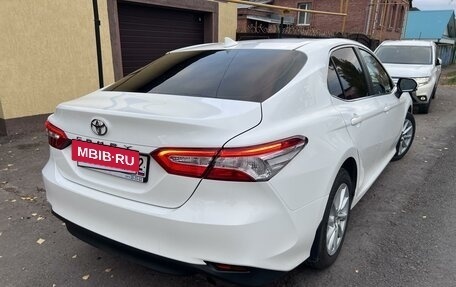 Toyota Camry, 2020 год, 2 750 000 рублей, 3 фотография