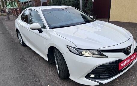 Toyota Camry, 2020 год, 2 750 000 рублей, 4 фотография