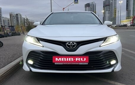 Toyota Camry, 2020 год, 2 750 000 рублей, 5 фотография