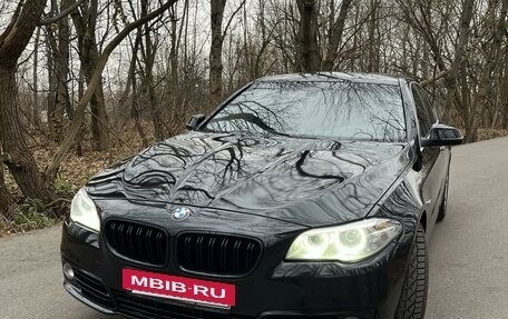 BMW 5 серия, 2016 год, 1 850 000 рублей, 2 фотография