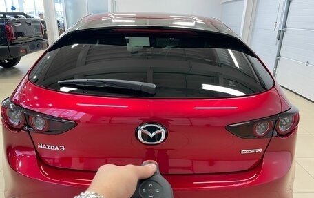 Mazda 3, 2019 год, 2 199 000 рублей, 23 фотография