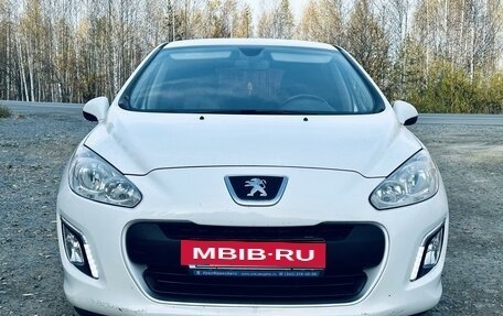 Peugeot 308 II, 2011 год, 485 000 рублей, 11 фотография