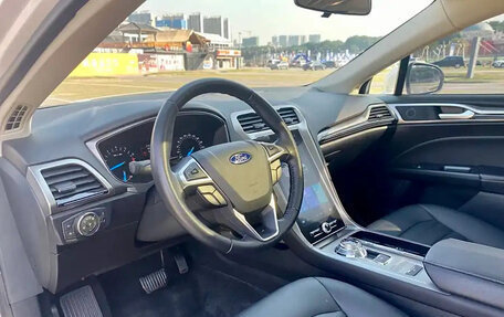 Ford Mondeo V, 2021 год, 1 700 000 рублей, 15 фотография