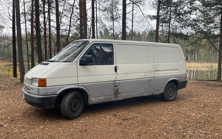 Volkswagen Transporter T4, 1992 год, 205 000 рублей, 2 фотография