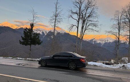 Mercedes-Benz C-Класс, 2011 год, 1 950 000 рублей, 5 фотография