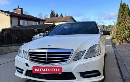 Mercedes-Benz E-Класс, 2012 год, 1 650 000 рублей, 2 фотография