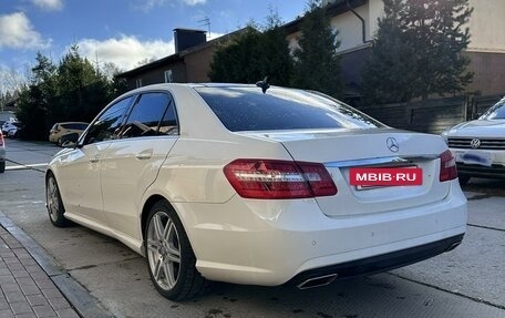 Mercedes-Benz E-Класс, 2012 год, 1 650 000 рублей, 7 фотография