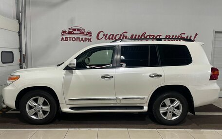 Toyota Land Cruiser 200, 2013 год, 4 249 000 рублей, 4 фотография