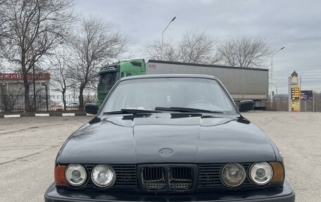 BMW 5 серия, 1993 год, 670 000 рублей, 2 фотография