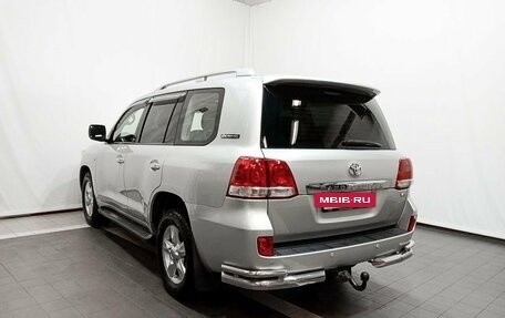 Toyota Land Cruiser 200, 2011 год, 2 950 000 рублей, 7 фотография