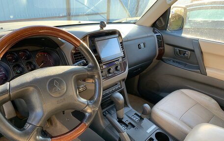 Mitsubishi Montero III, 2000 год, 850 000 рублей, 17 фотография