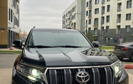 Toyota Land Cruiser Prado 150 рестайлинг 2, 2017 год, 5 100 000 рублей, 2 фотография