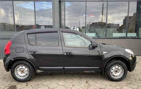 Renault Sandero I, 2012 год, 549 000 рублей, 3 фотография