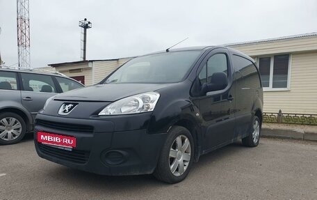 Peugeot Partner II рестайлинг 2, 2011 год, 498 000 рублей, 2 фотография