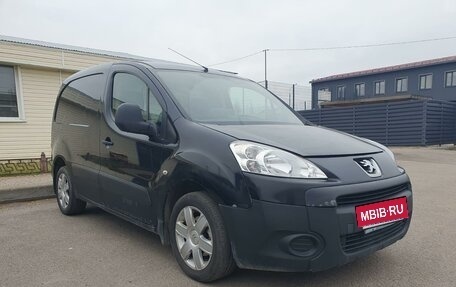 Peugeot Partner II рестайлинг 2, 2011 год, 498 000 рублей, 3 фотография