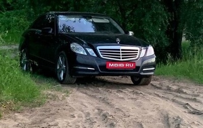 Mercedes-Benz E-Класс, 2013 год, 1 800 000 рублей, 1 фотография