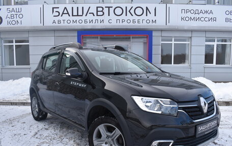 Renault Sandero II рестайлинг, 2019 год, 1 490 000 рублей, 2 фотография