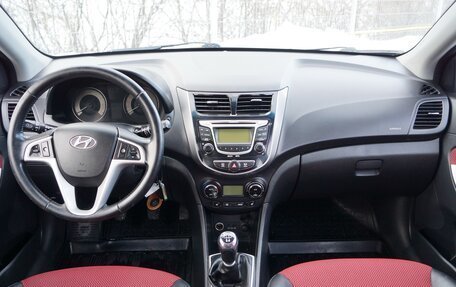 Hyundai Solaris II рестайлинг, 2011 год, 815 000 рублей, 8 фотография