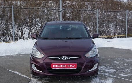 Hyundai Solaris II рестайлинг, 2011 год, 815 000 рублей, 3 фотография