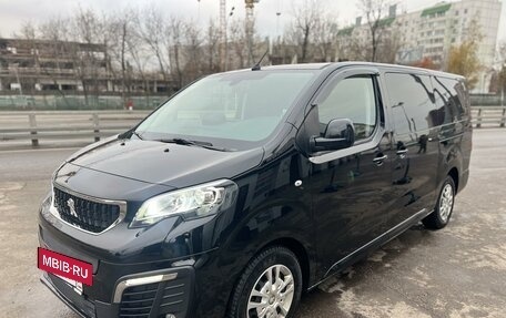 Peugeot Traveller I, 2021 год, 3 950 000 рублей, 11 фотография