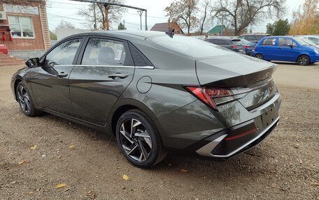 Hyundai Elantra, 2023 год, 2 450 000 рублей, 5 фотография