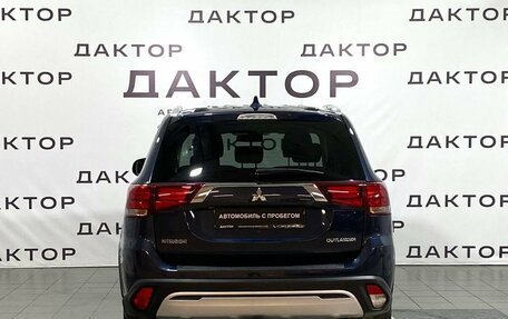 Mitsubishi Outlander III рестайлинг 3, 2019 год, 2 670 000 рублей, 5 фотография