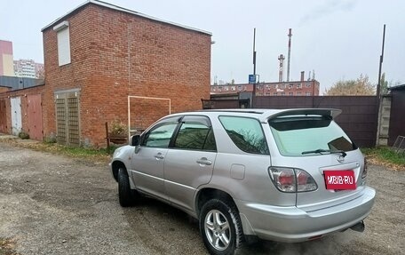 Toyota Harrier, 2001 год, 1 150 000 рублей, 5 фотография