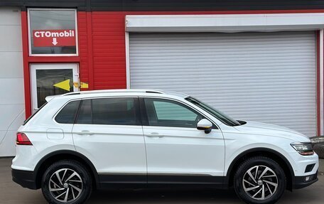 Volkswagen Tiguan II, 2018 год, 2 970 000 рублей, 8 фотография