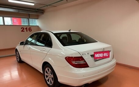 Mercedes-Benz C-Класс, 2011 год, 1 900 000 рублей, 3 фотография